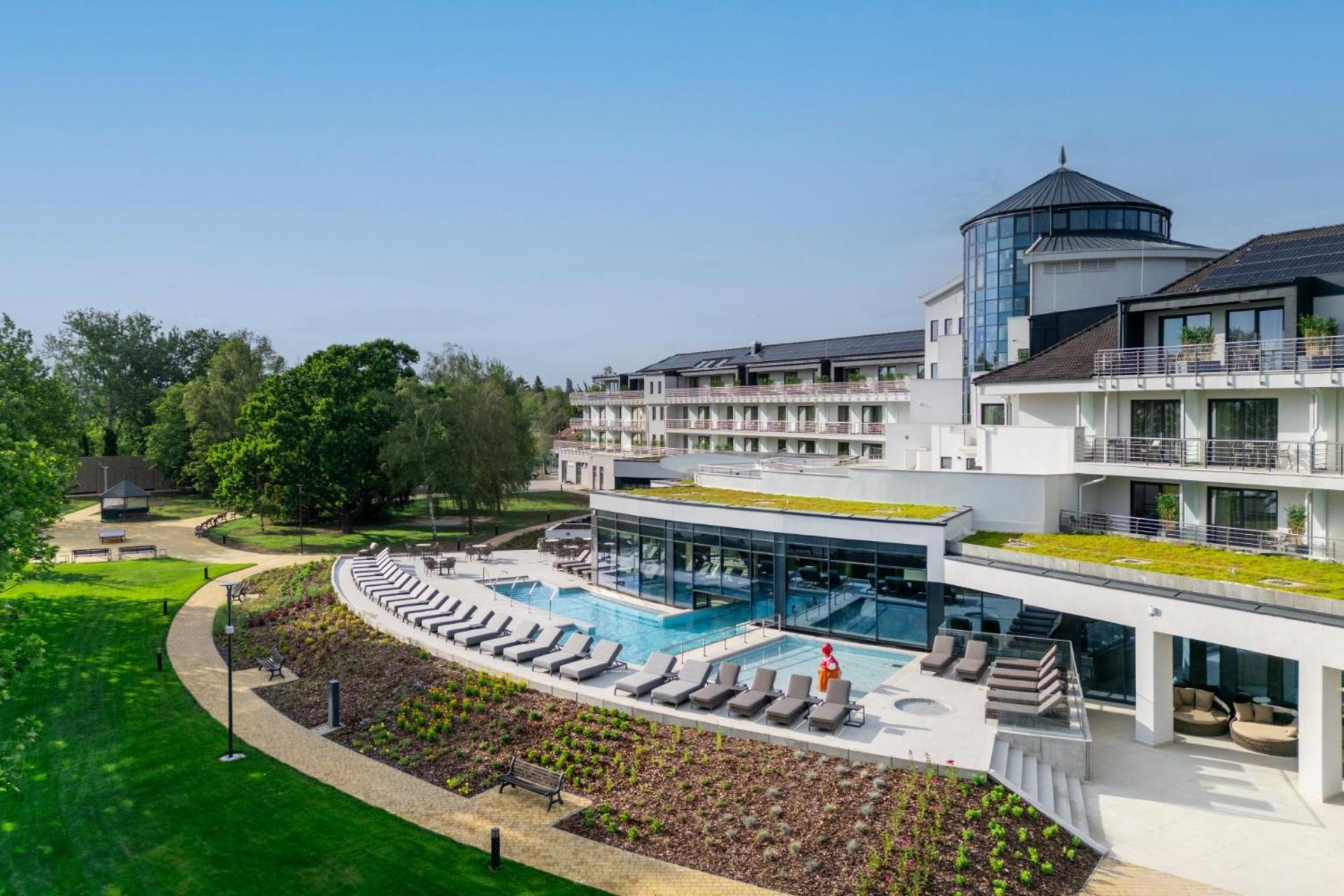 Kenese Bay Garden Resort & Conference 발라톤케네세 외부 사진