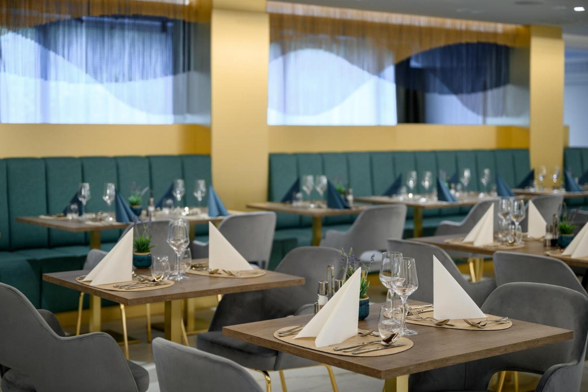 Kenese Bay Garden Resort & Conference 발라톤케네세 외부 사진
