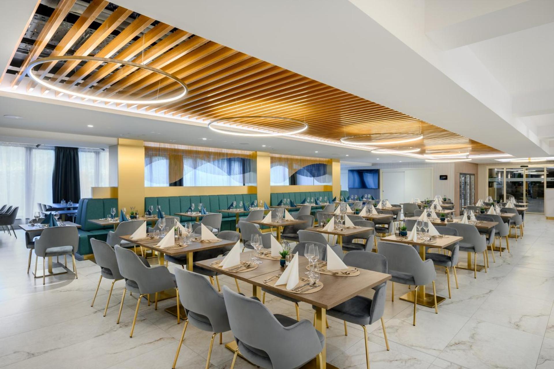 Kenese Bay Garden Resort & Conference 발라톤케네세 외부 사진
