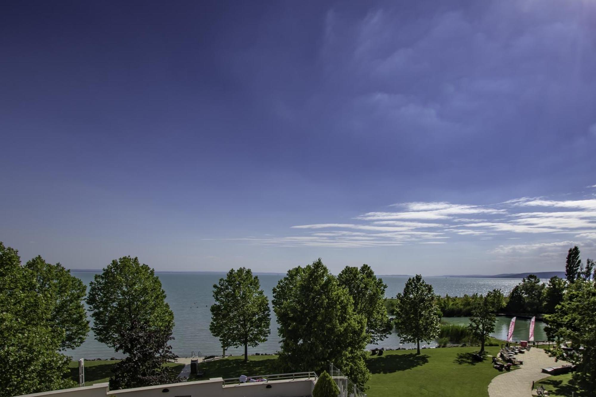 Kenese Bay Garden Resort & Conference 발라톤케네세 외부 사진