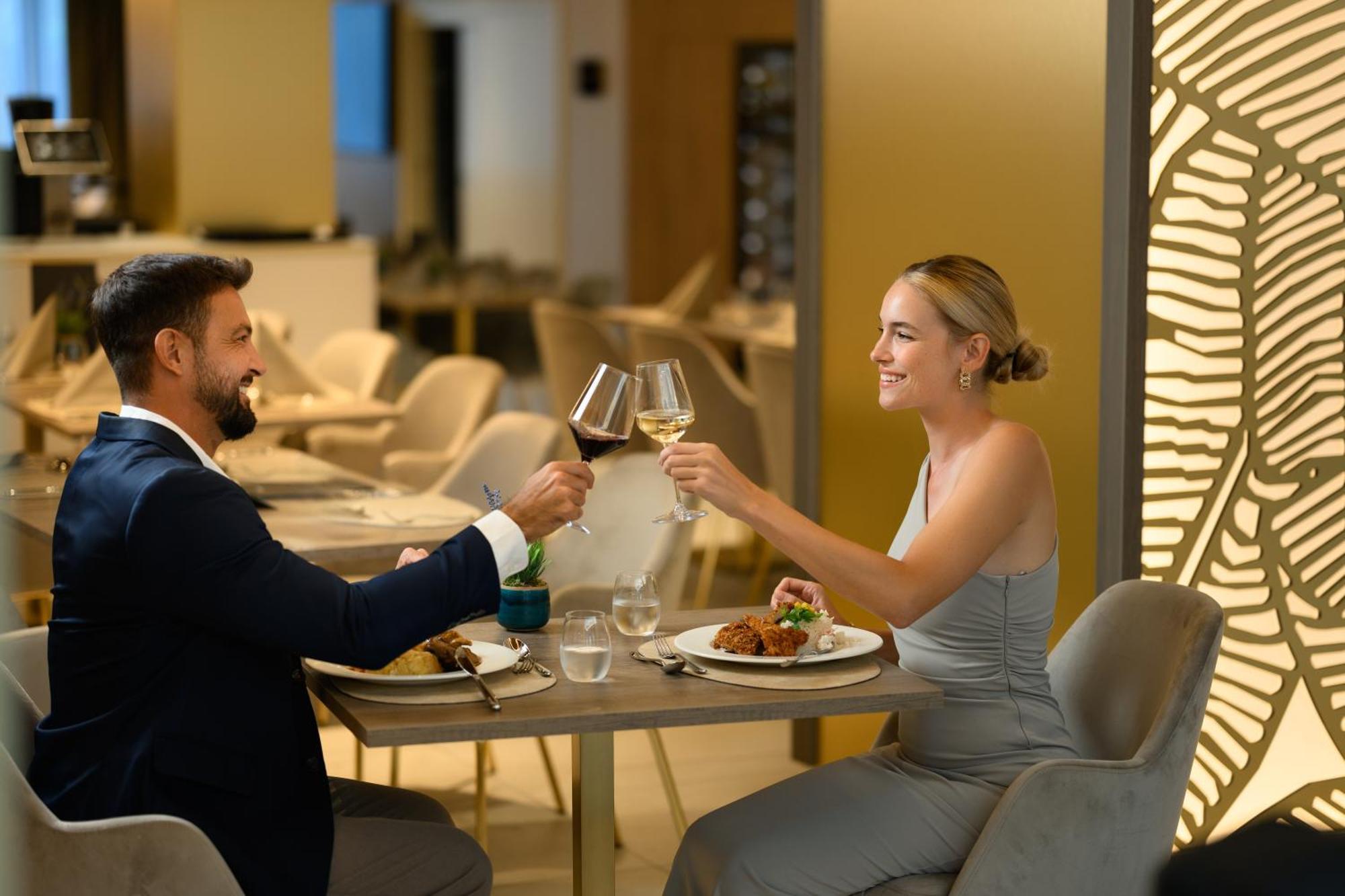 Kenese Bay Garden Resort & Conference 발라톤케네세 외부 사진
