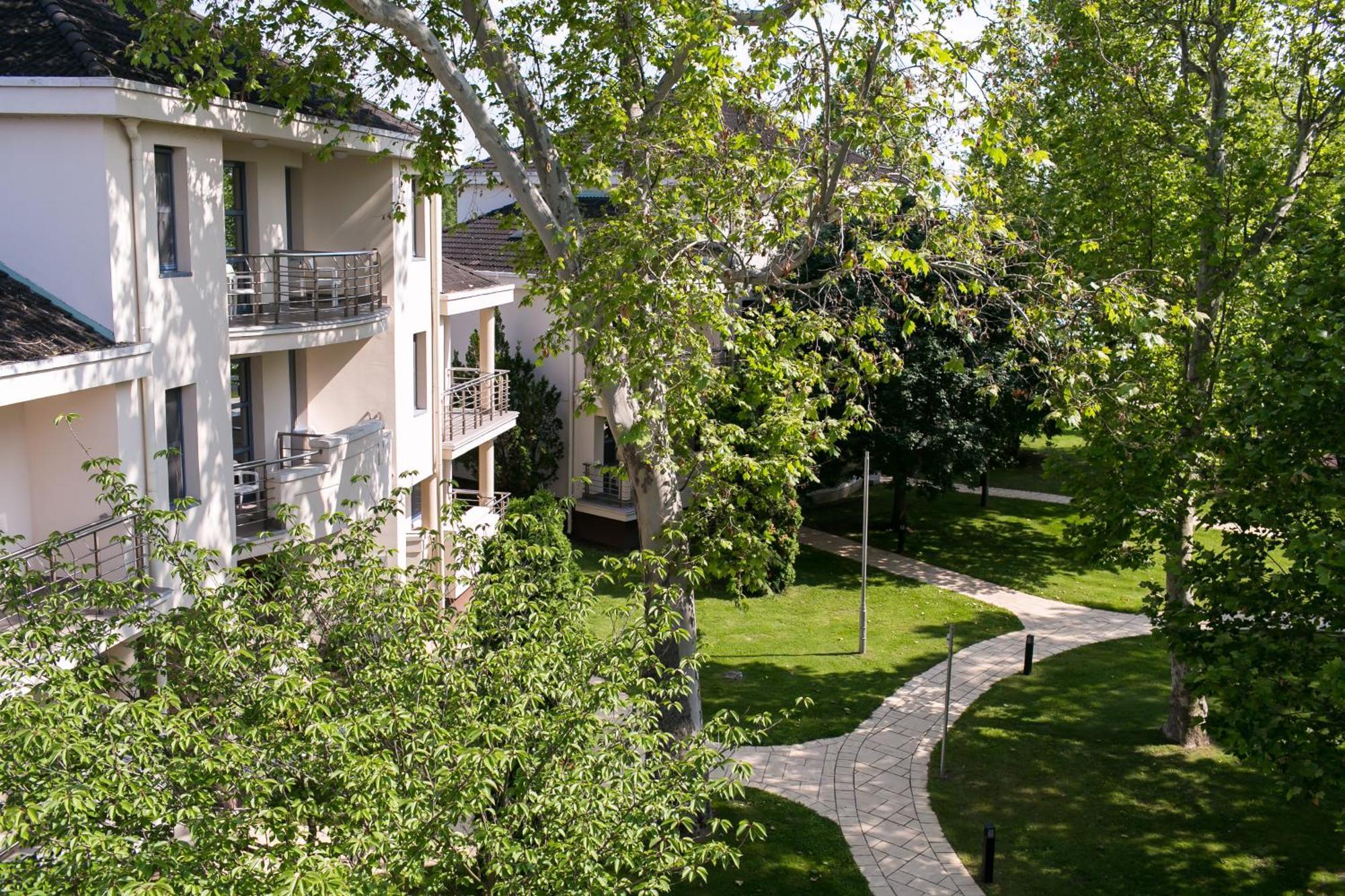 Kenese Bay Garden Resort & Conference 발라톤케네세 외부 사진